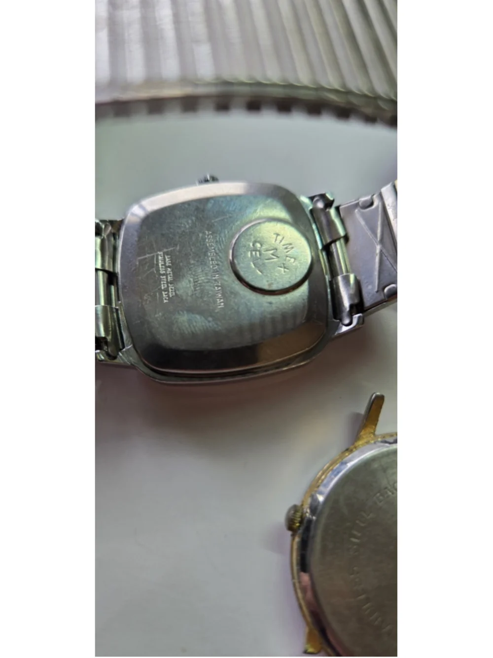 Lot Of 4 Men's Watches Casio G-Shock Geneva Timex Q